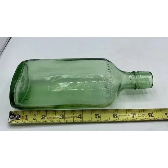 Vintage Green Glass Bottle One 1 Pint Federal Law Forbids Sale Or Reuse Flask - Picture 8 of 9